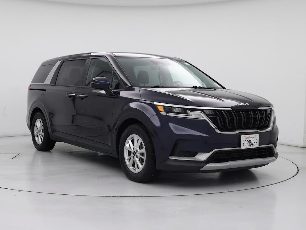 2023 Kia Carnival LX FWD