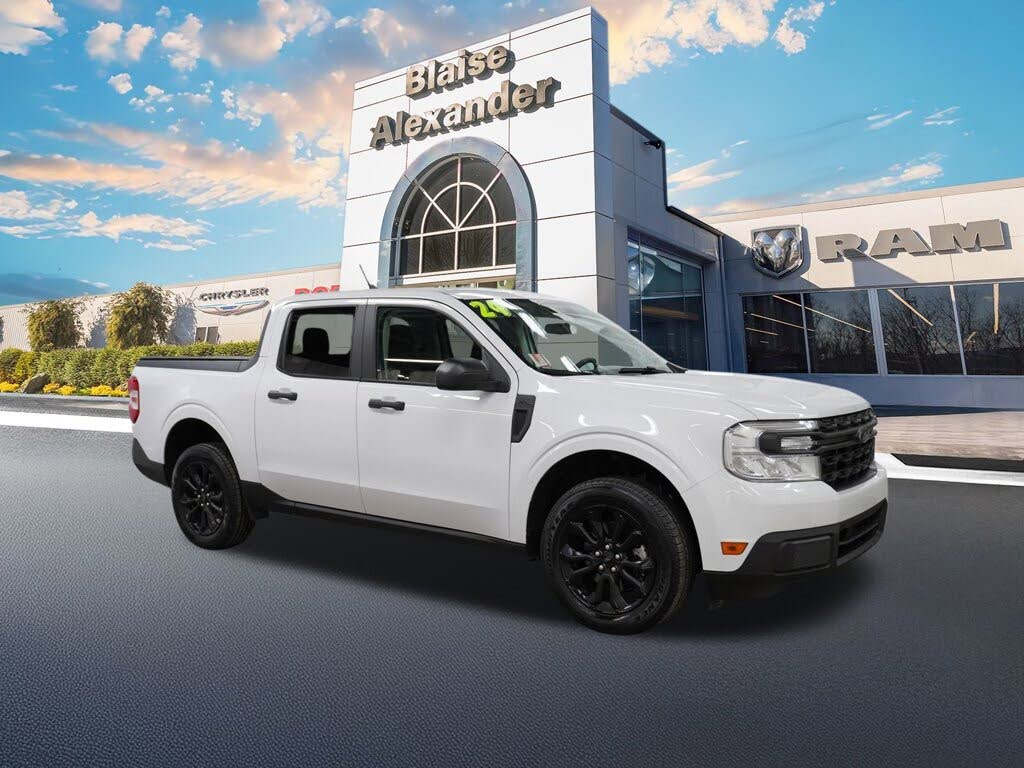 2024 Ford Maverick XL SuperCrew FWD