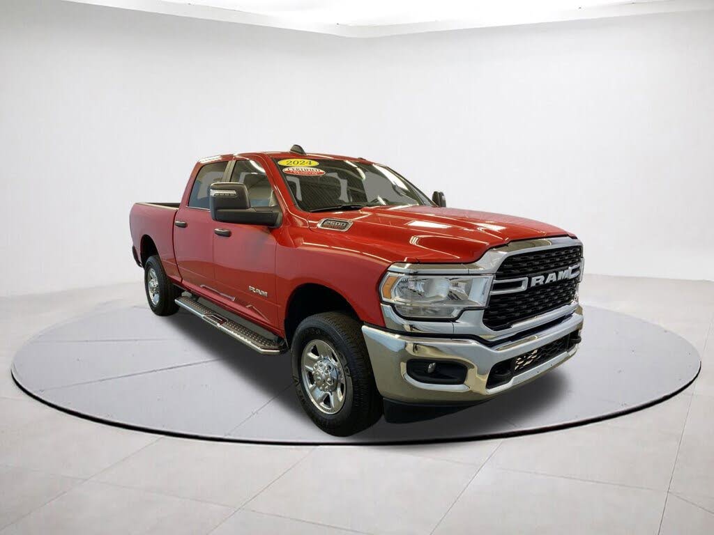 2024 RAM 2500 Big Horn Crew Cab 4WD