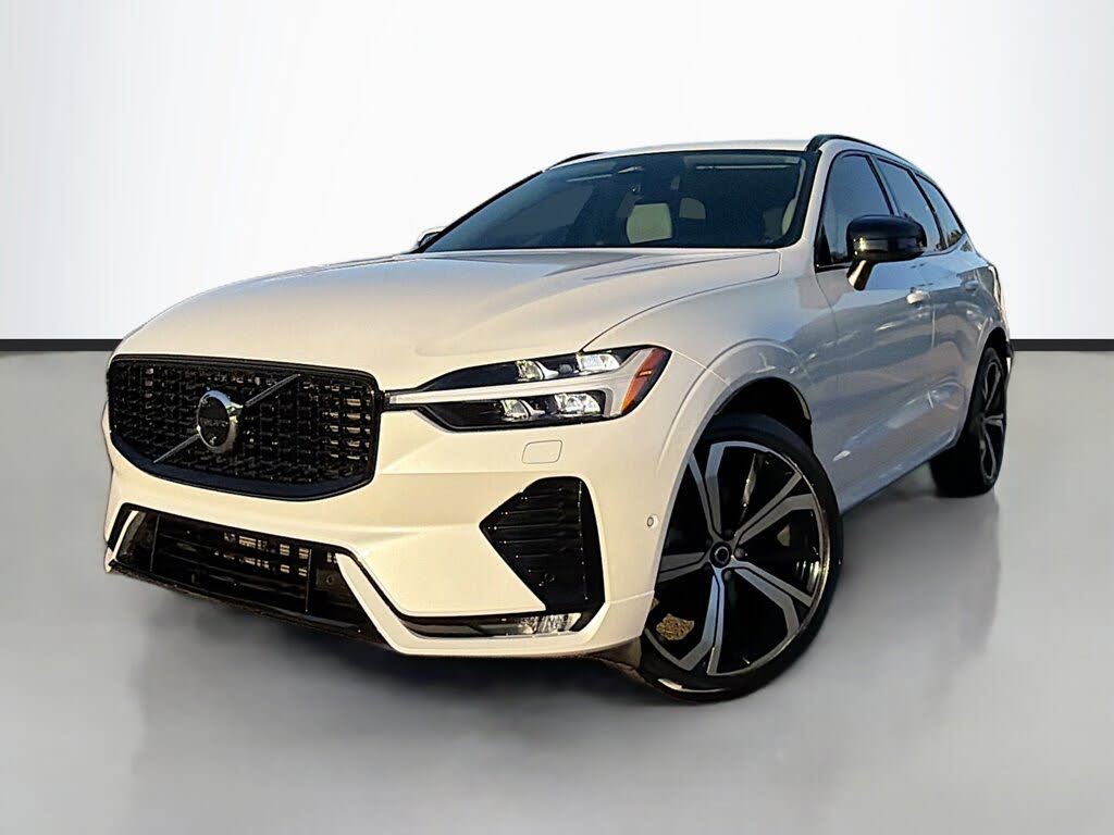 2025 Volvo XC60 B5 Ultra Dark Theme AWD