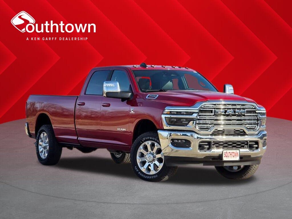 2026 RAM 3500 Laramie Crew Cab LB 4WD