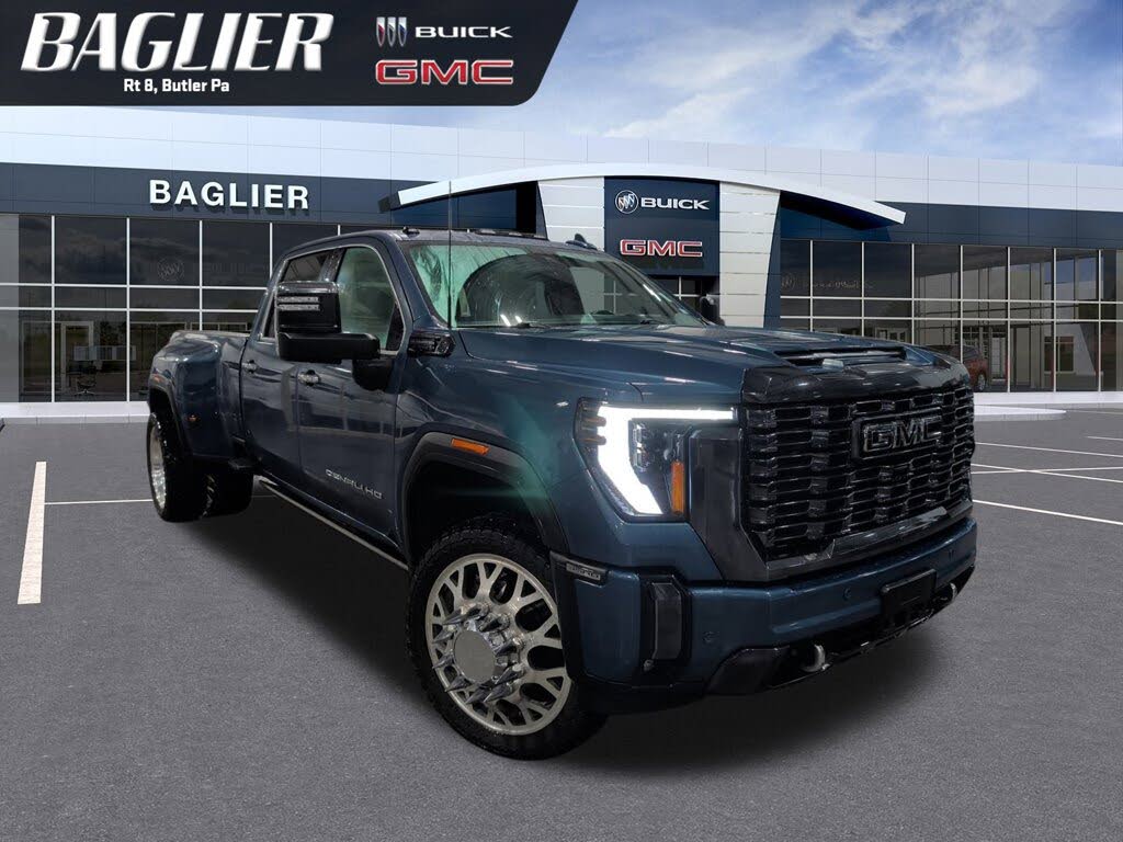 2024 GMC Sierra 3500HD Denali Ultimate Crew Cab 4WD