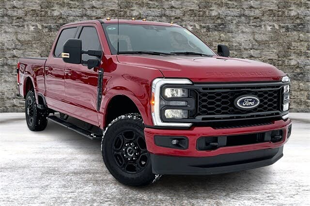 2023 Ford F-350 Super Duty XLT Crew Cab 4WD