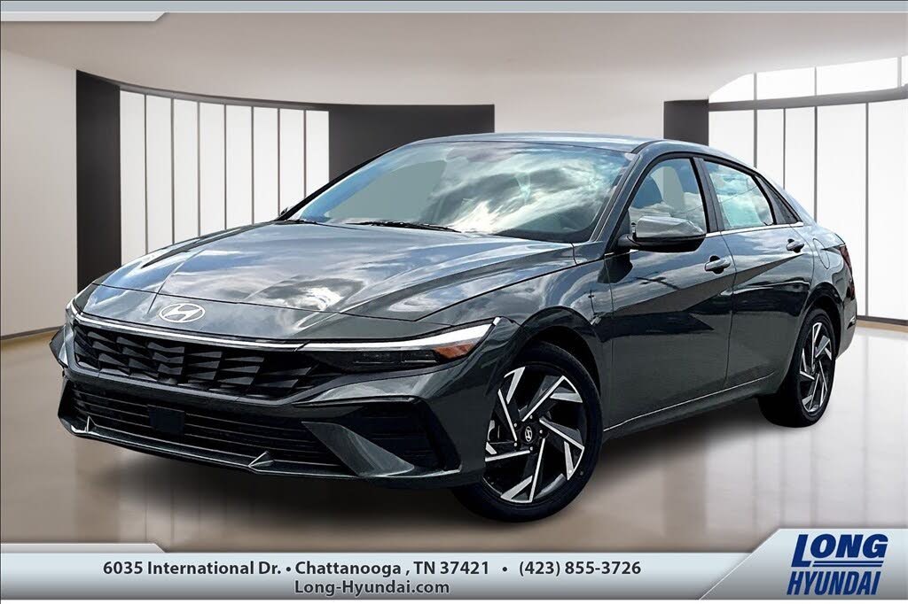 2025 Hyundai Elantra Limited FWD