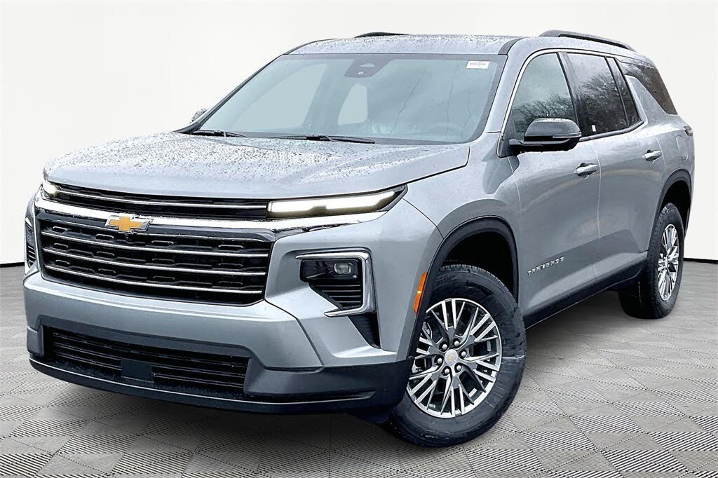 2026 Chevrolet Traverse LT FWD