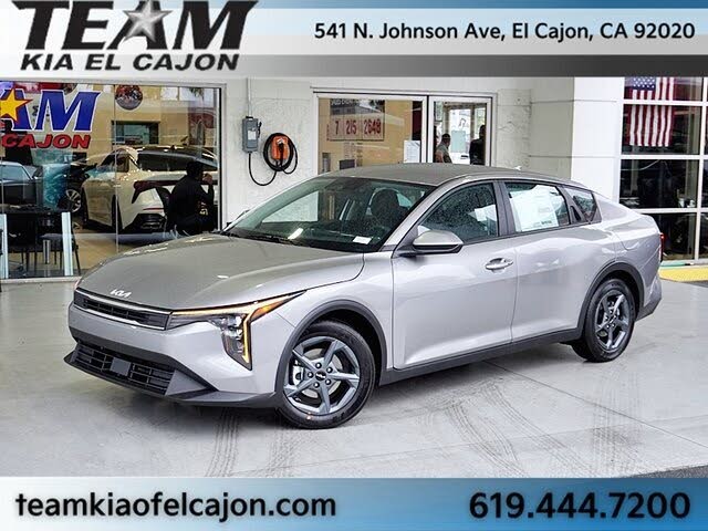 2026 Kia K4 LXS FWD