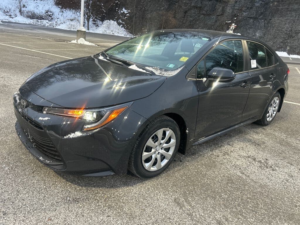 2026 Toyota Corolla LE FWD