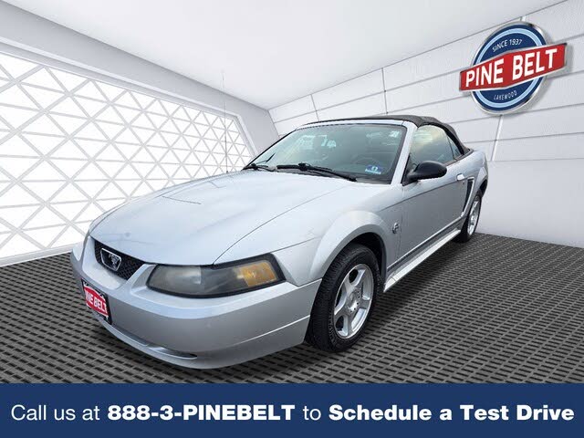2004 Ford Mustang Deluxe Convertible RWD