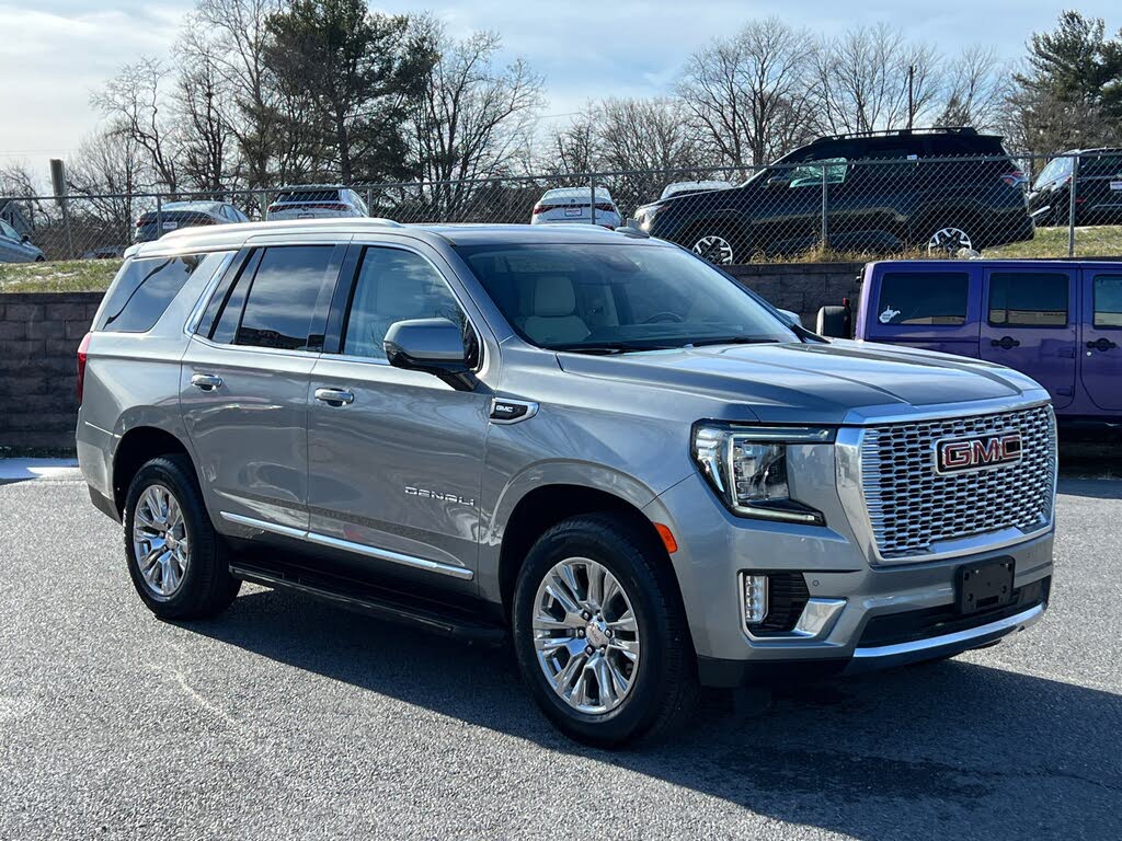 2023 GMC Yukon Denali 4WD
