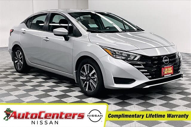 2025 Nissan Versa SV FWD