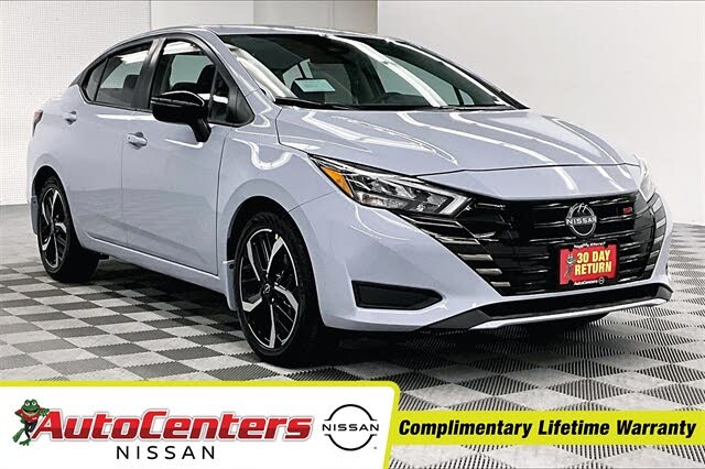 2025 Nissan Versa SR FWD