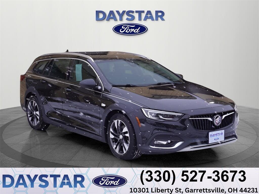 2018 Buick Regal TourX Essence AWD