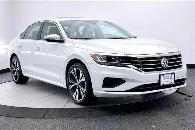 2021 Volkswagen Passat 2.0T SE FWD