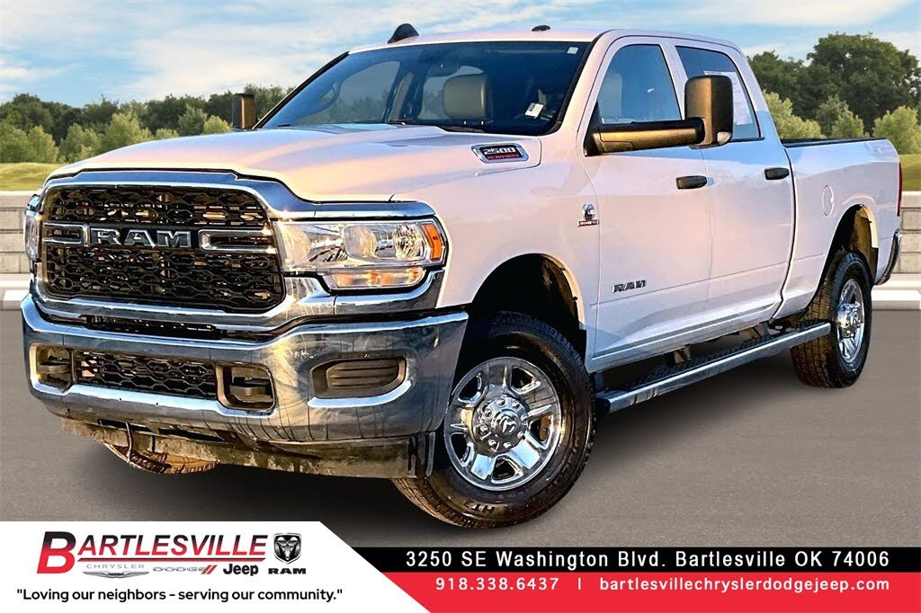 2022 RAM 2500 Tradesman Crew Cab 4WD