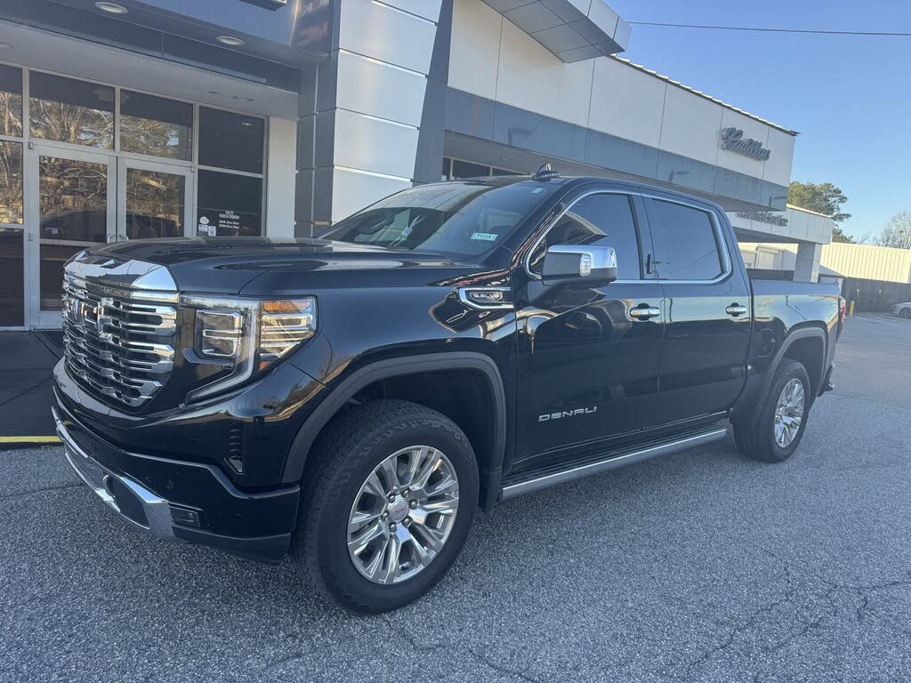 2023 GMC Sierra 1500 Denali Crew Cab 4WD