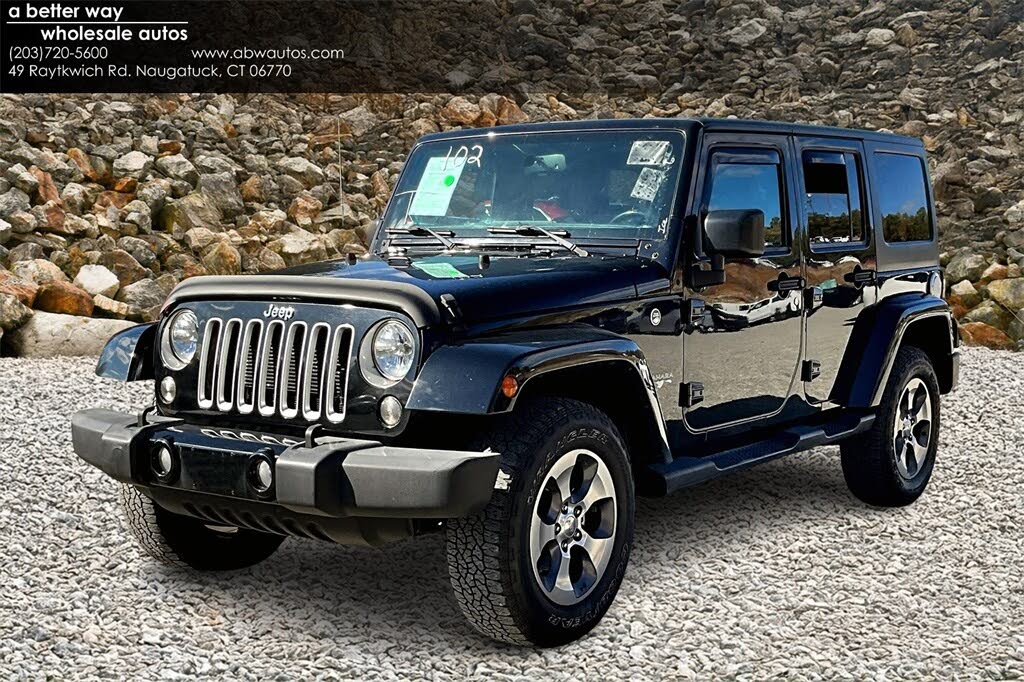 2016 Jeep Wrangler Unlimited Sahara 4WD