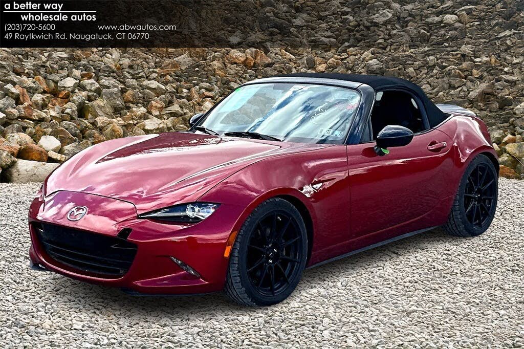 2016 Mazda MX-5 Miata Sport Convertible