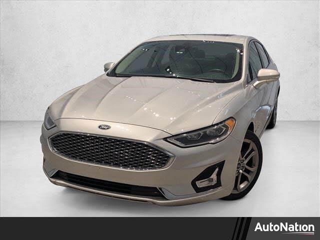 2019 Ford Fusion Hybrid Titanium FWD