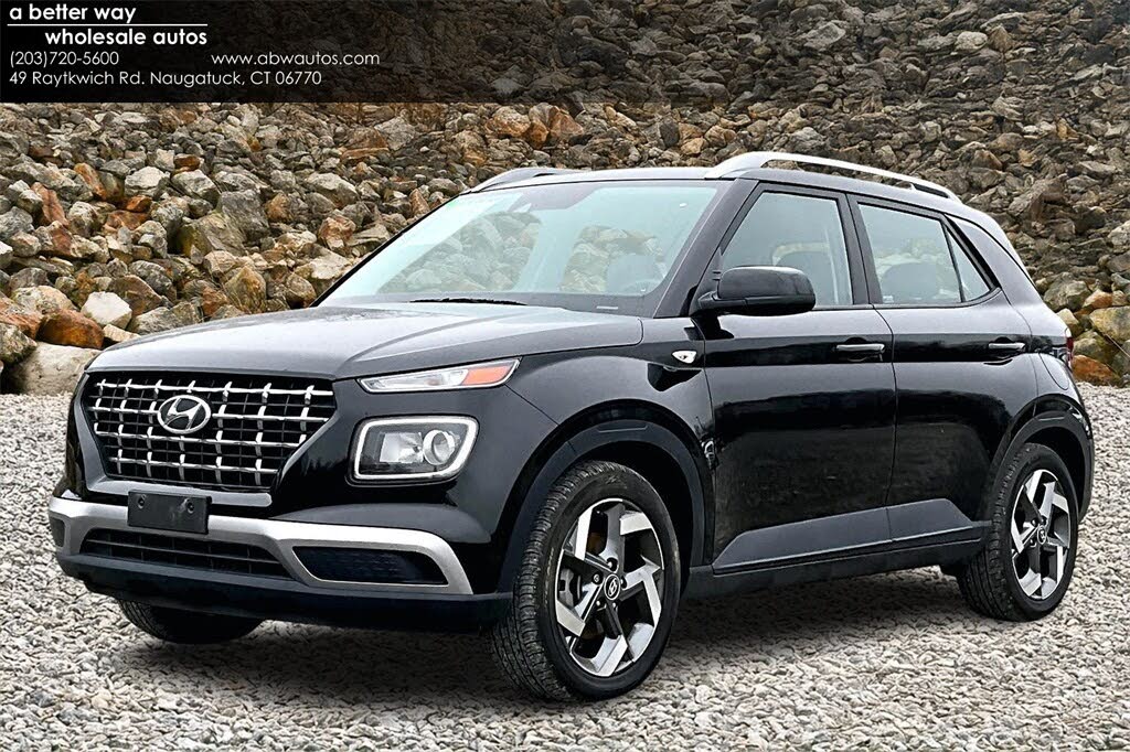 2022 Hyundai Venue SEL FWD