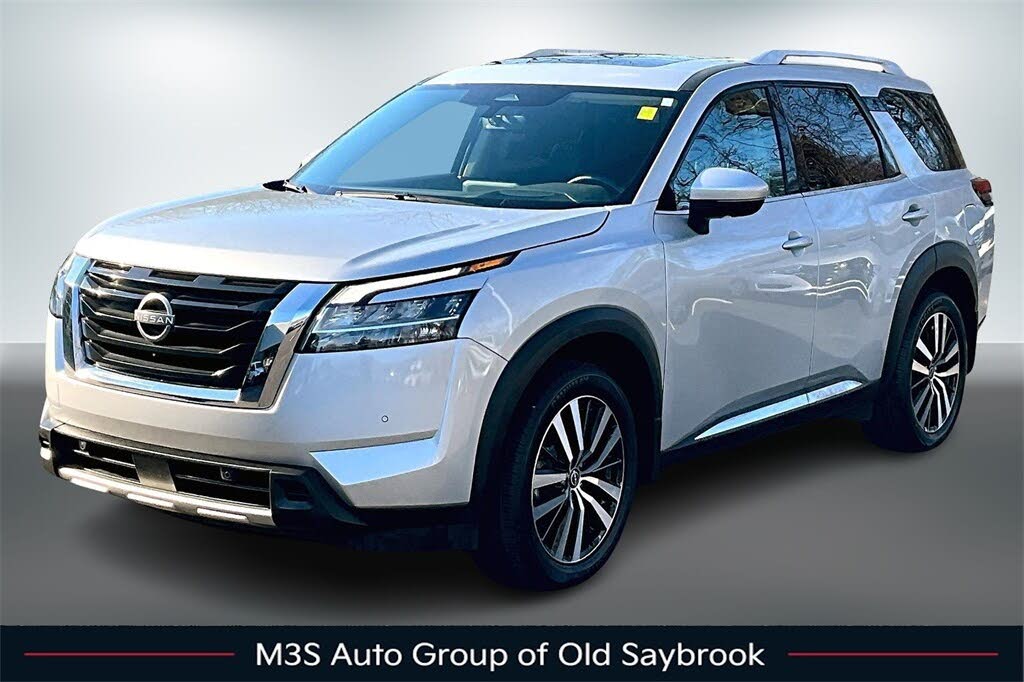 2023 Nissan Pathfinder Platinum 4WD