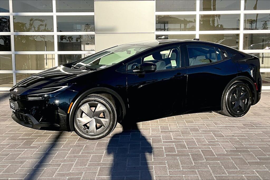 2024 Toyota Prius LE FWD