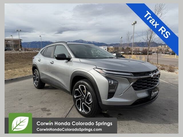 2025 Chevrolet Trax RS with 2RS FWD
