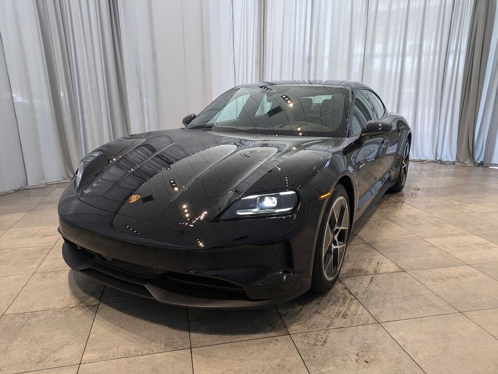 2025 Porsche Taycan 4 Sedan AWD