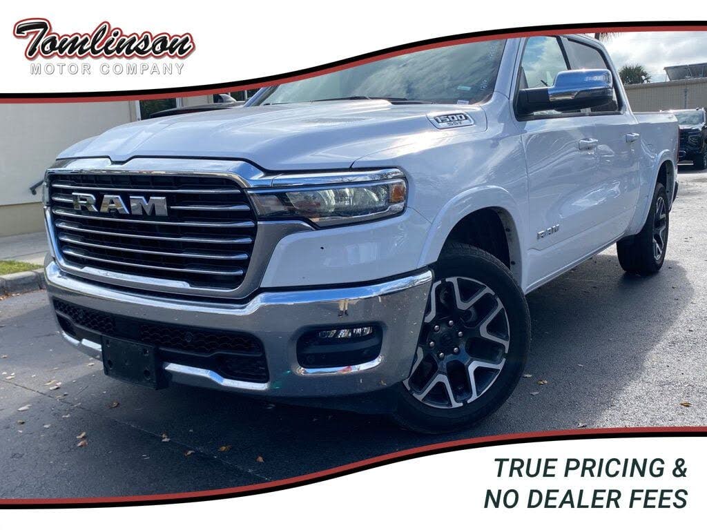 2025 RAM 1500 Laramie Crew Cab 4WD