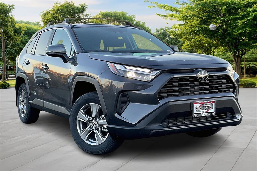2025 Toyota RAV4 XLE AWD