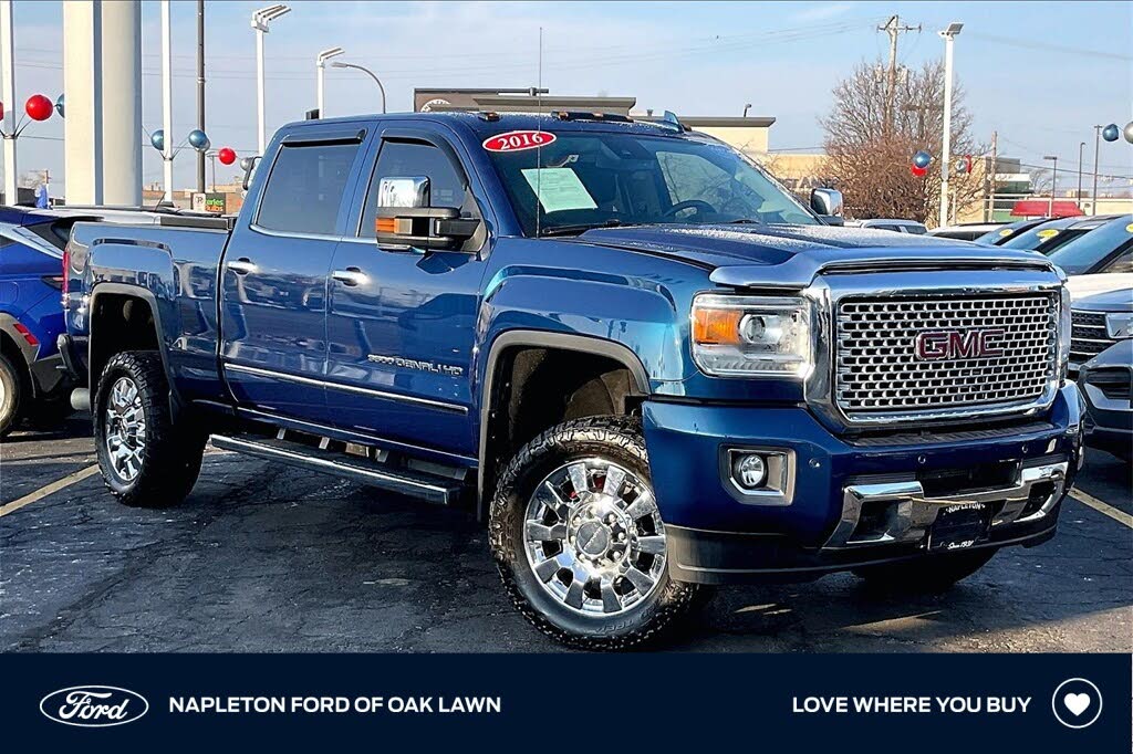 2016 GMC Sierra 3500HD Denali Crew Cab LB DRW 4WD