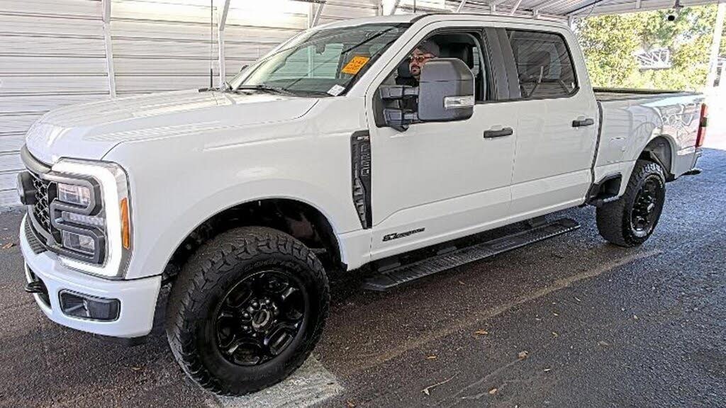 2023 Ford F-250 Super Duty XL Crew Cab 4WD