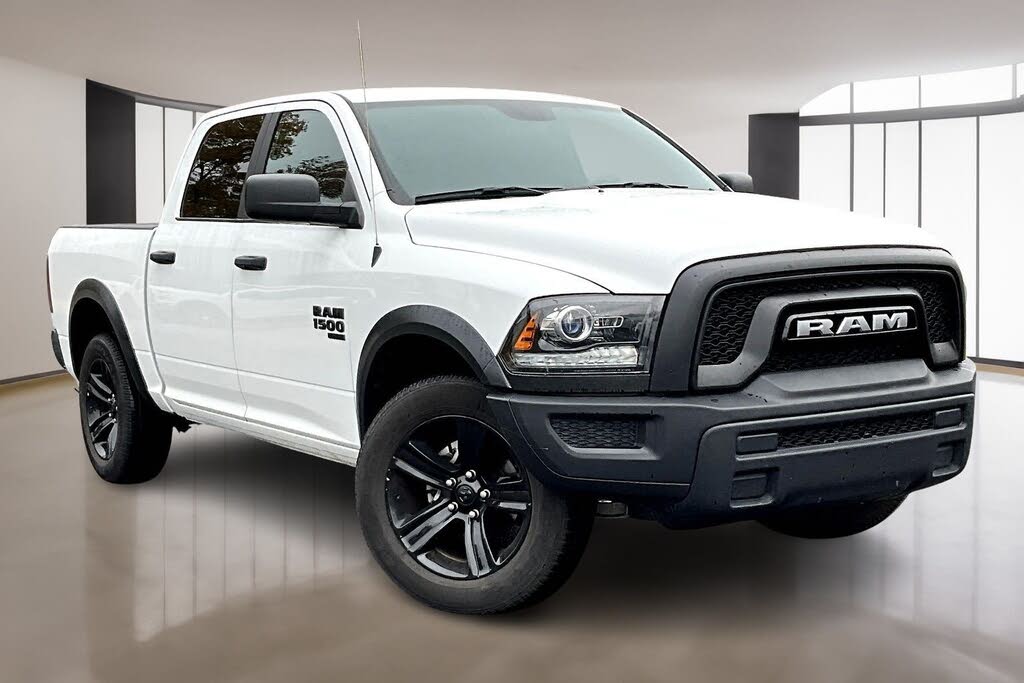2024 RAM 1500 Classic Warlock Crew Cab 4WD