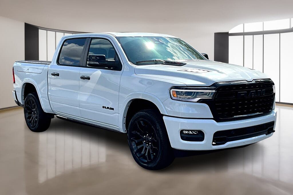 2025 RAM 1500 Limited Crew Cab 4WD