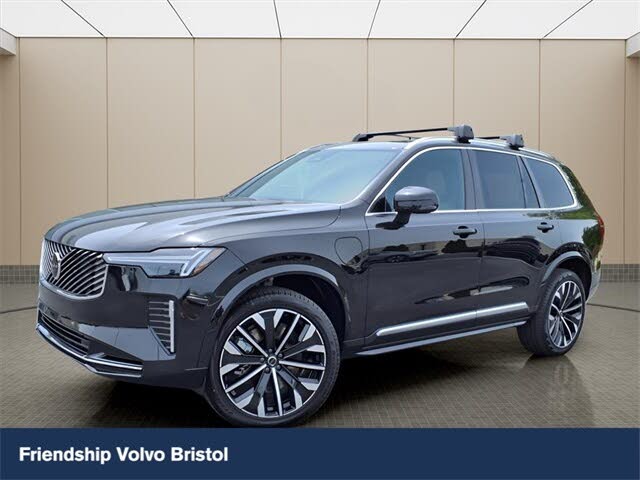 2025 Volvo XC90 T8 Core Bright Theme eAWD