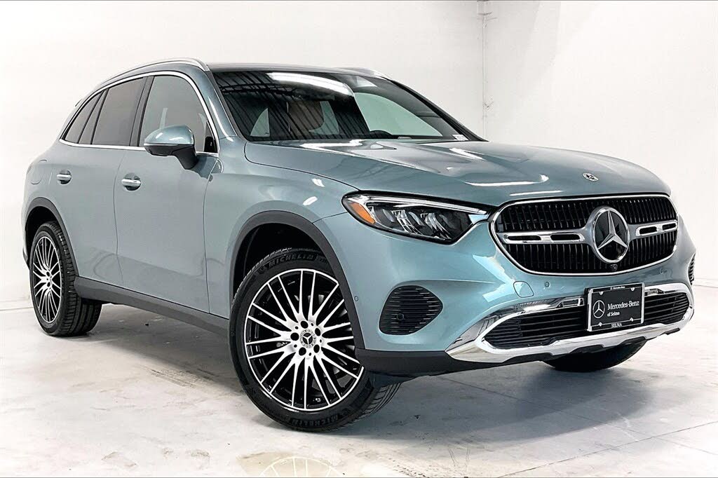 2026 Mercedes-Benz GLC 300 RWD
