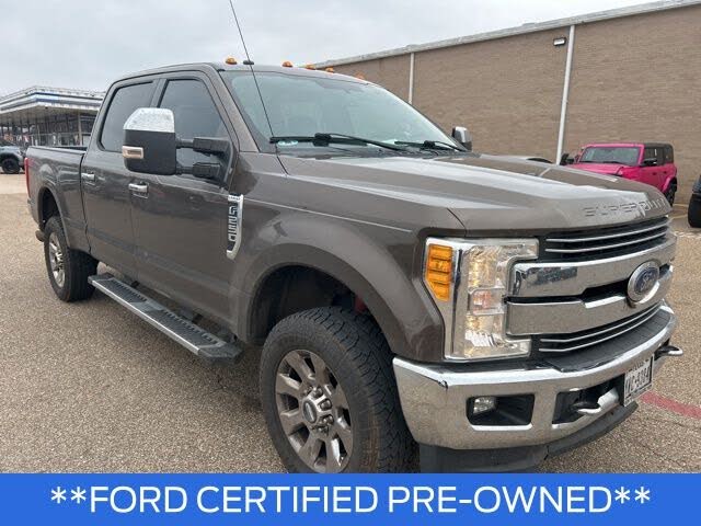 2017 Ford F-250 Super Duty Lariat Crew Cab 4WD