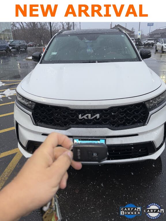 2023 Kia Sorento S FWD
