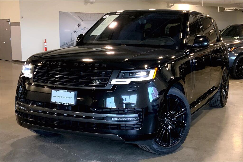 2023 Land Rover Range Rover P400 SE LWB AWD