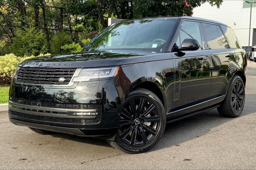 2025 Land Rover Range Rover P550e SE AWD