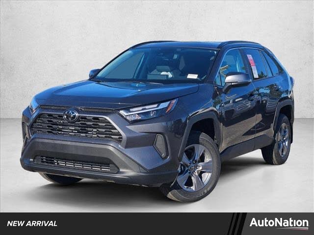 2025 Toyota RAV4 XLE FWD
