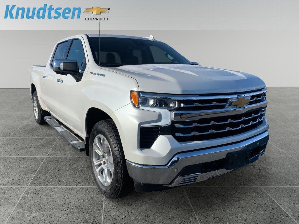 2024 Chevrolet Silverado 1500 LTZ Crew Cab 4WD