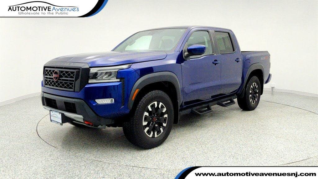 2023 Nissan Frontier PRO-4X Crew Cab 4WD