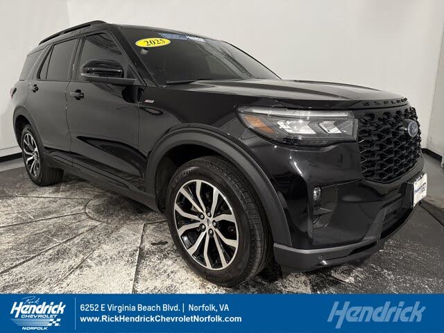 2025 Ford Explorer ST-Line AWD