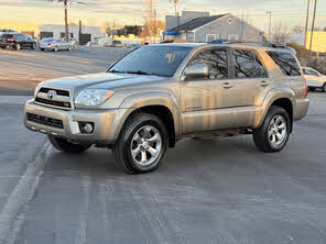Toyota 4Runner Limited V8 4WD