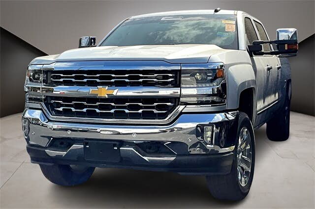 2018 Chevrolet Silverado 1500 LTZ Crew Cab RWD