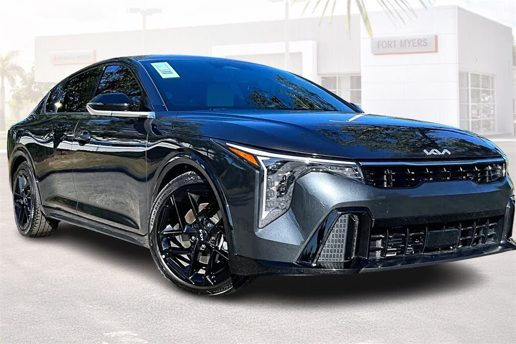 2025 Kia K4 GT-Line Turbo FWD