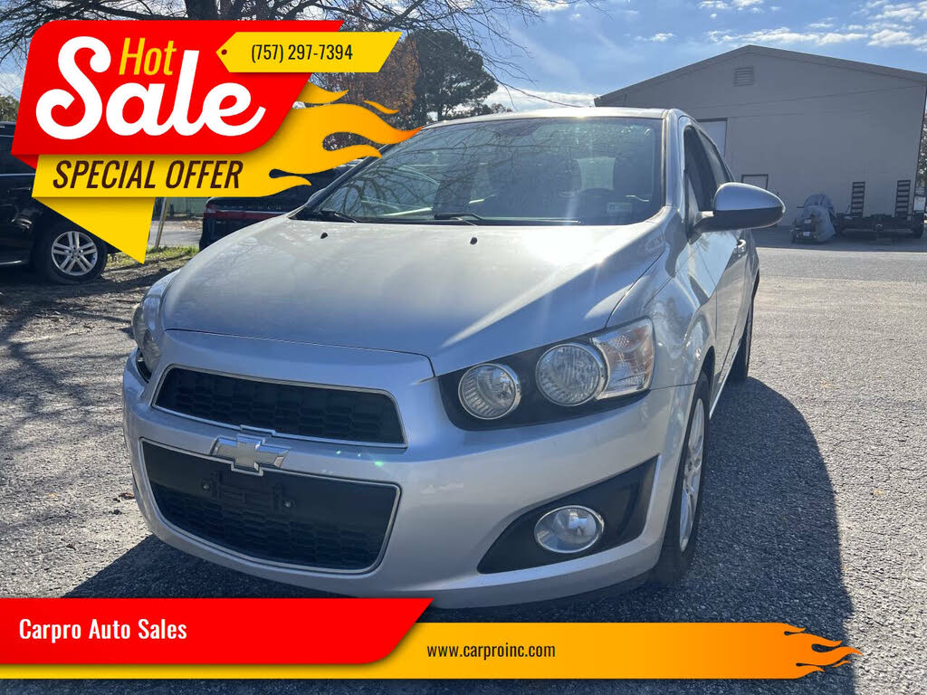 2012 Chevrolet Sonic 1LT Hatchback FWD