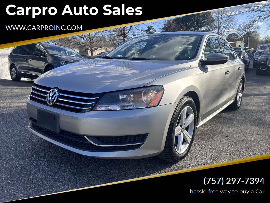 2012 Volkswagen Passat SE with Sunroof