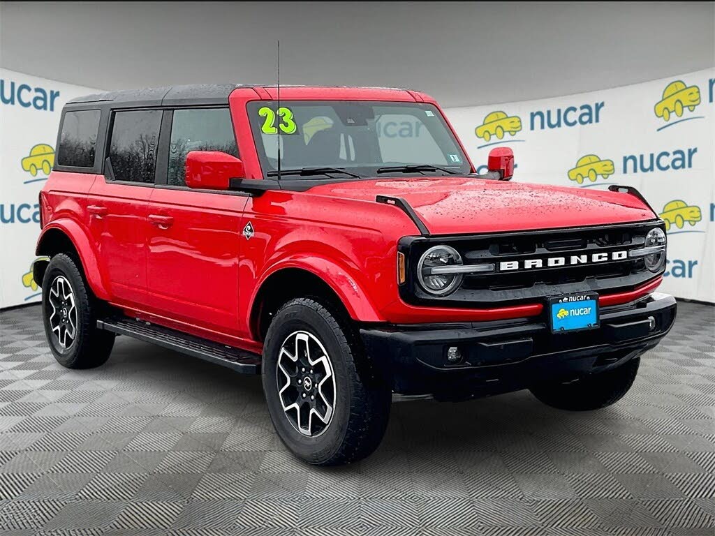 2023 Ford Bronco Outer Banks 4-Door 4WD