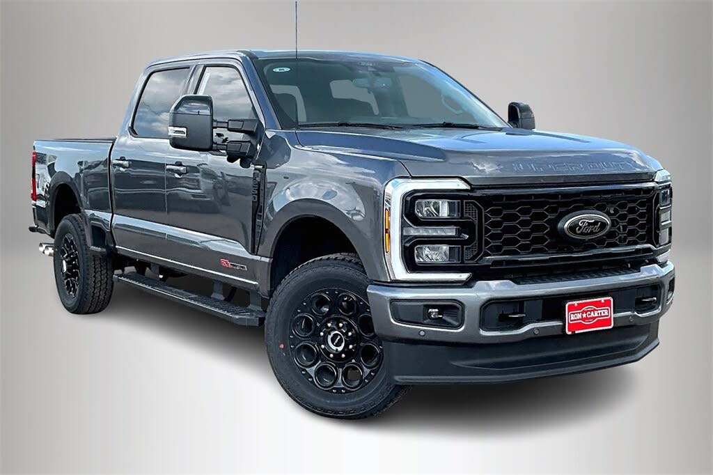 2025 Ford F-250 Super Duty Lariat Crew Cab 4WD
